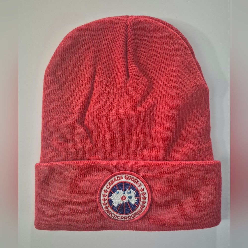 Cherry Red Winter 🔴 UNISEX Beanie Cap Hat with Canada Goose logo 🔥